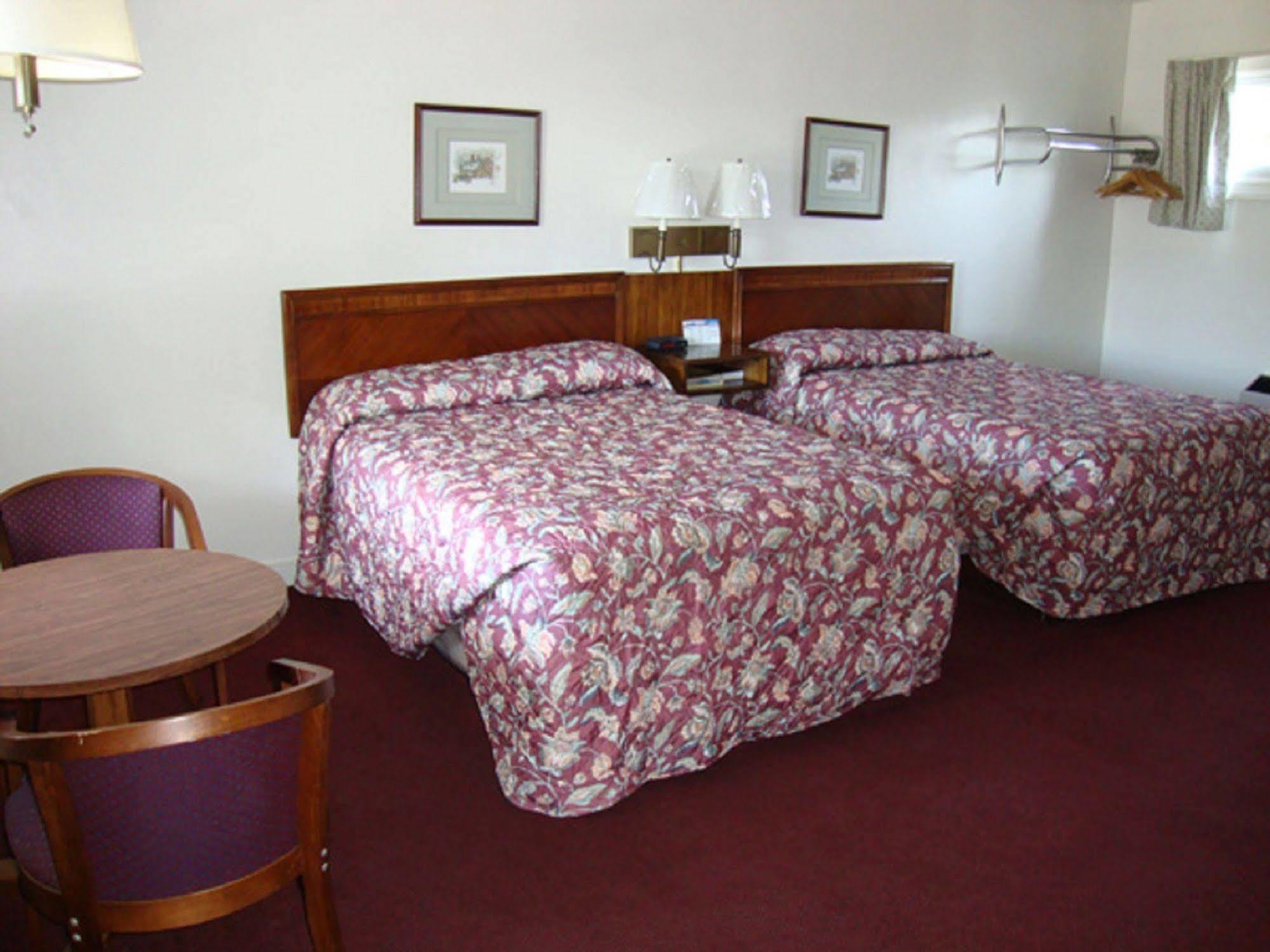 Bassett Motel Вильямсбург Экстерьер фото
