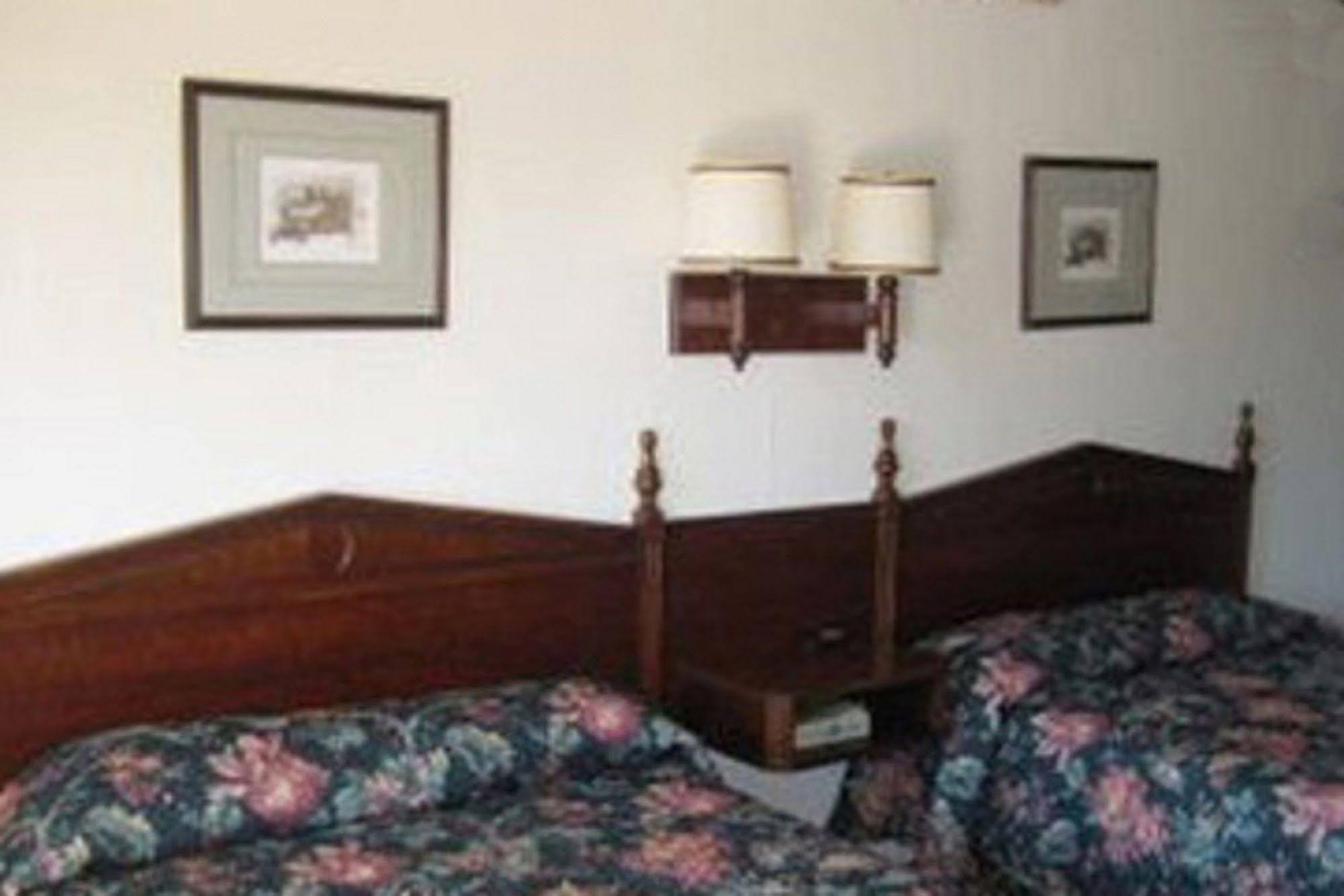 Bassett Motel Вильямсбург Номер фото