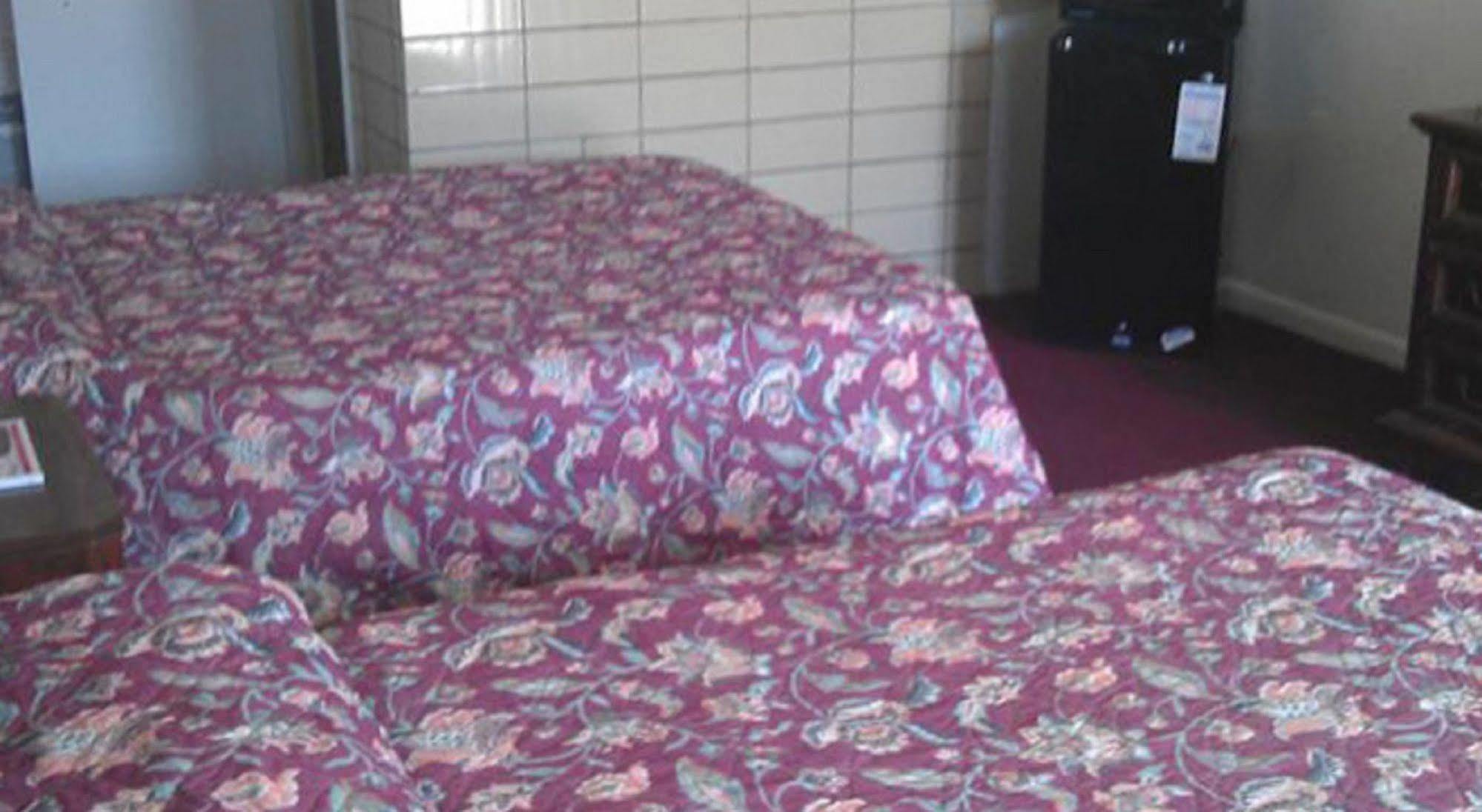 Bassett Motel Вильямсбург Экстерьер фото