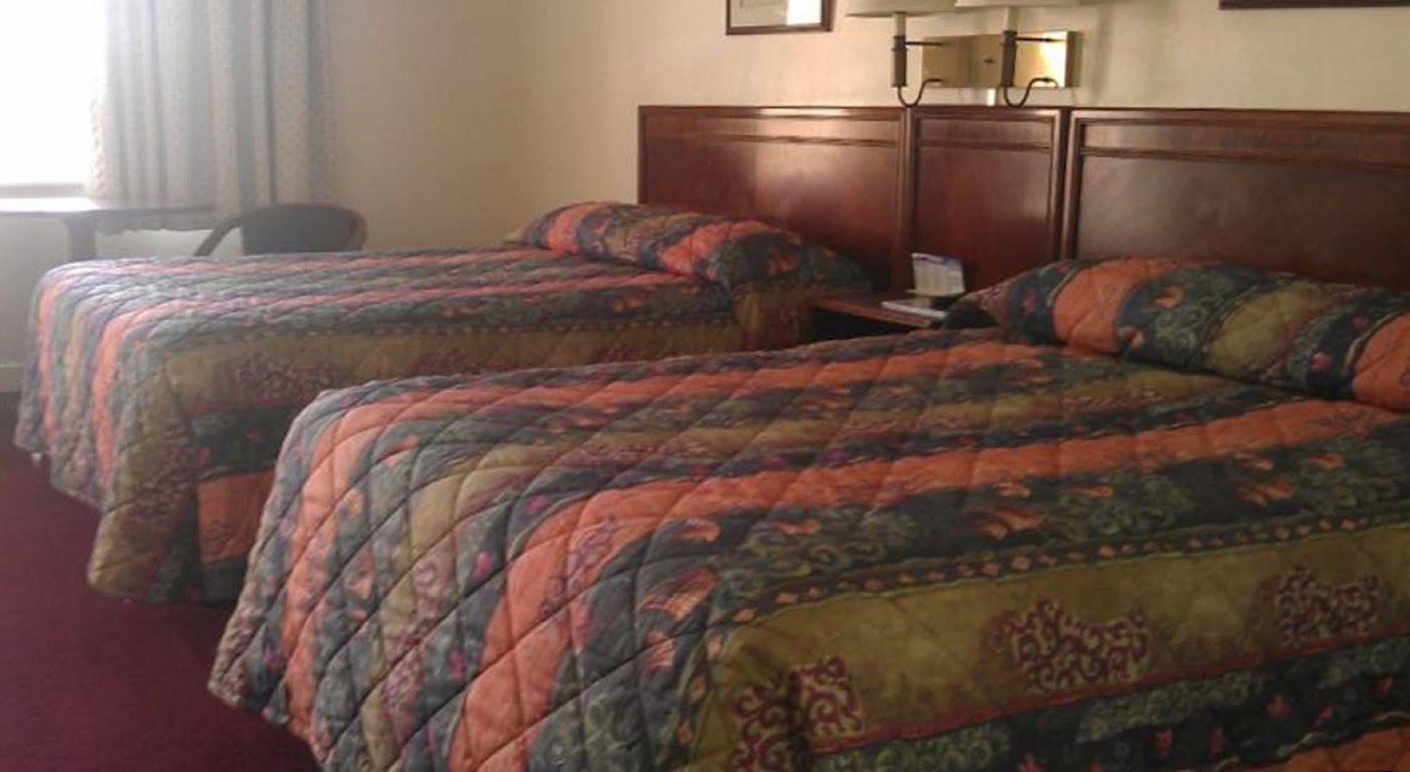 Bassett Motel Вильямсбург Экстерьер фото