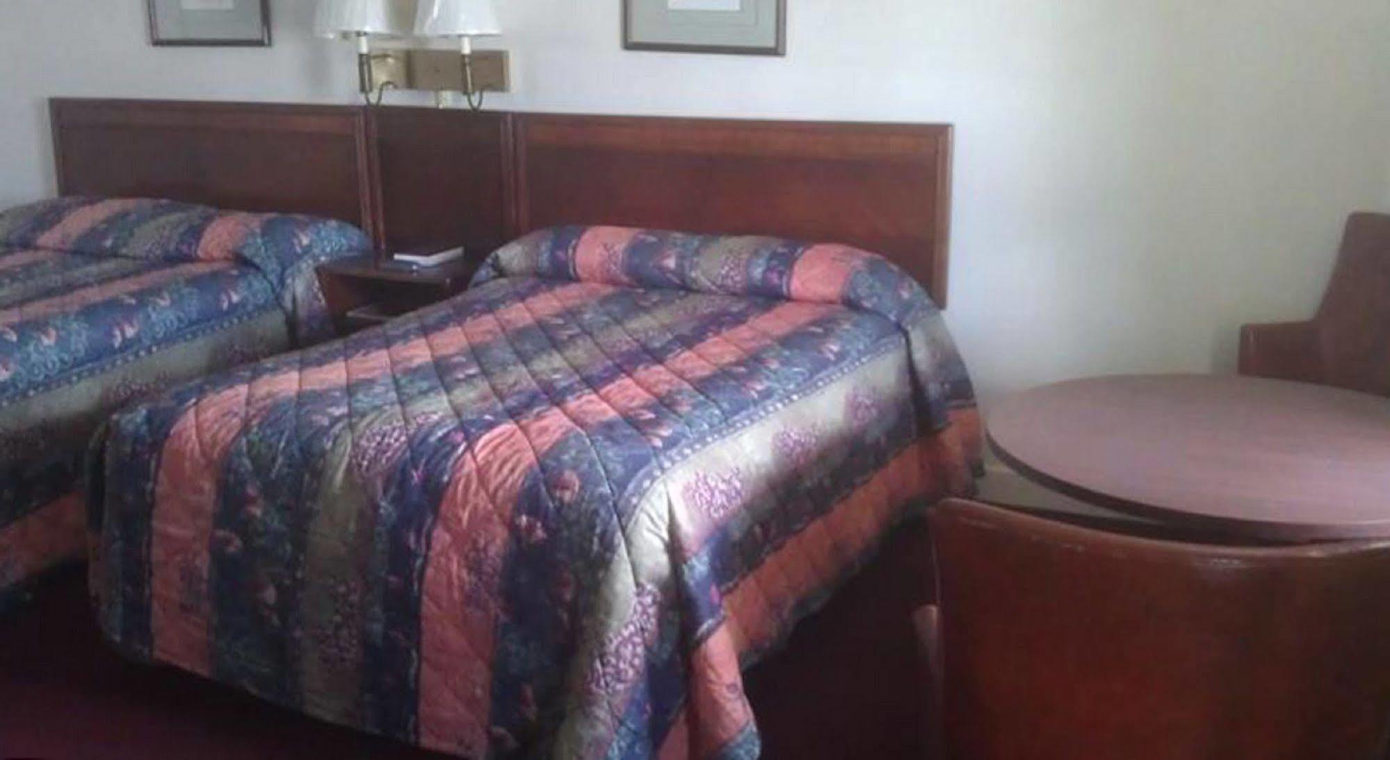 Bassett Motel Вильямсбург Экстерьер фото