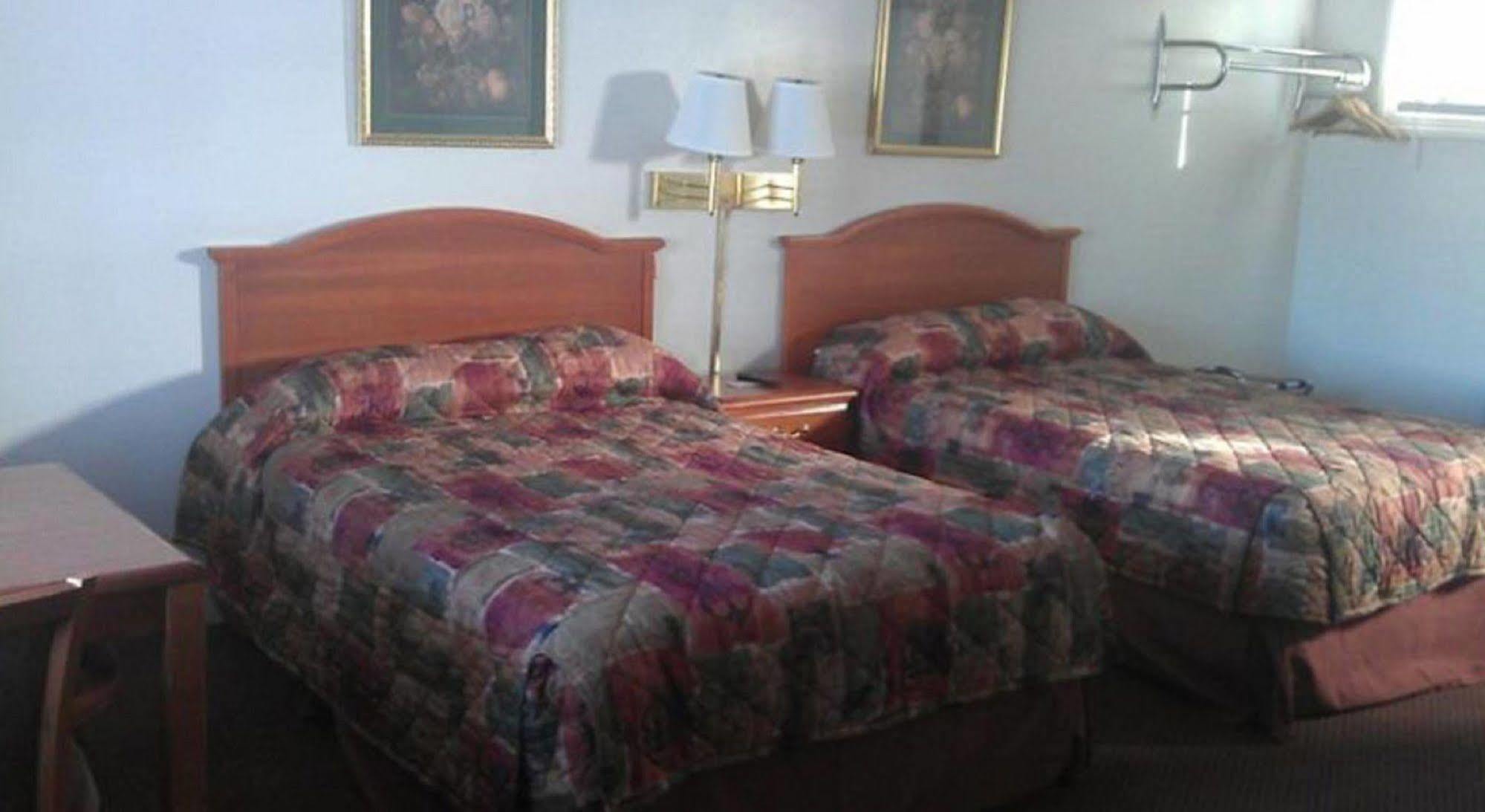 Bassett Motel Вильямсбург Экстерьер фото